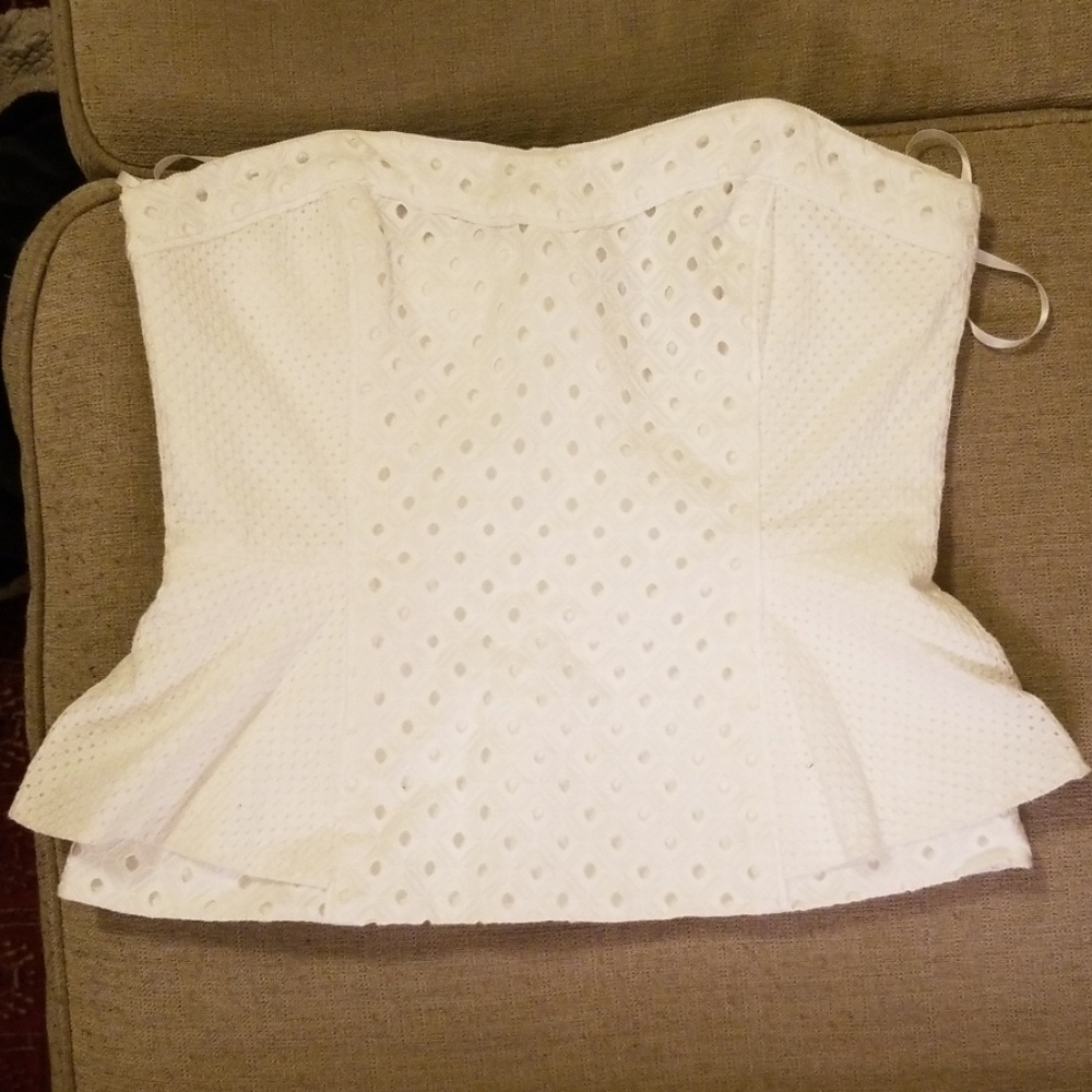 White House Black Market Strapless Eyelet blouse